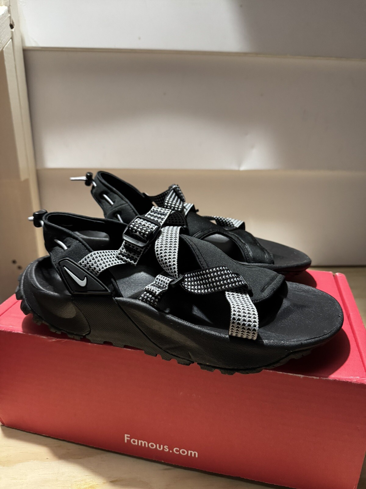 Nike Women Oneanta Sandals in Black Platinum Grey Size 10 Wide
