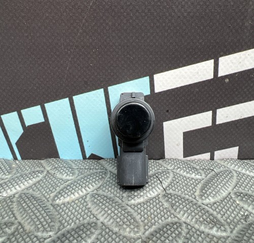 2015-2019 GMC SIERRA 2500 3500 PARK ASSIST SENSOR PARKING PDC REAR BUMPER - Picture 2 of 9