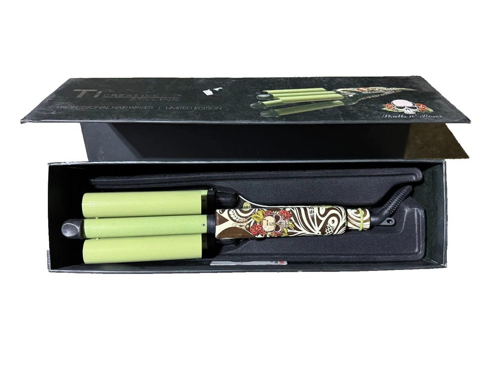Ti Creative Styling Hair Waver Edição Limitada Tatuagem Crânios e Rosas NOVO - Imagem 2 de 2