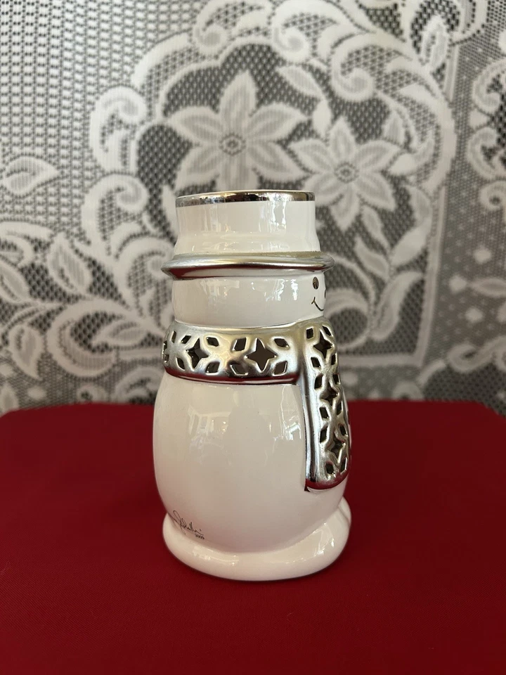 Calentador de cera/aceite Slatkin Snowman Bath & Body Works 2009 firmado por Navidad Foto 2 de 4