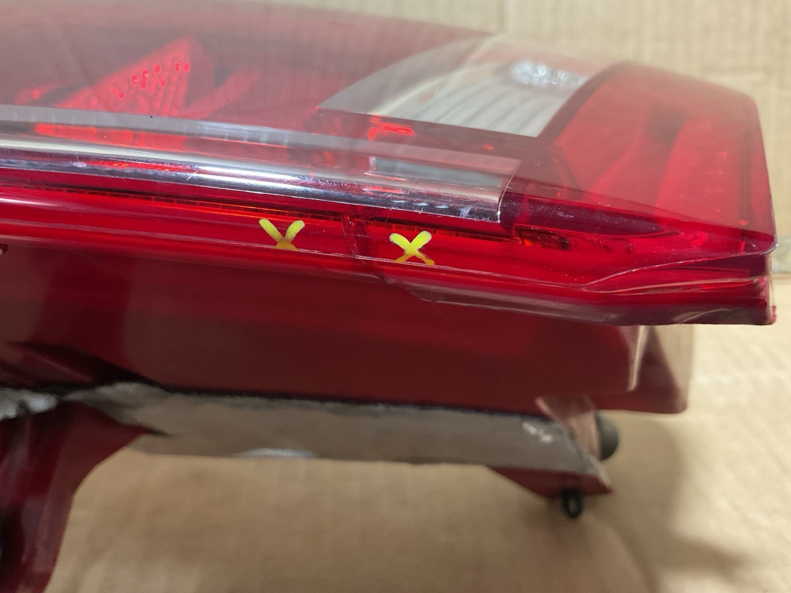 2008 2009 2010 2011 2012 AUDI R8 RIGHT TAIL LIGHT OEM USED