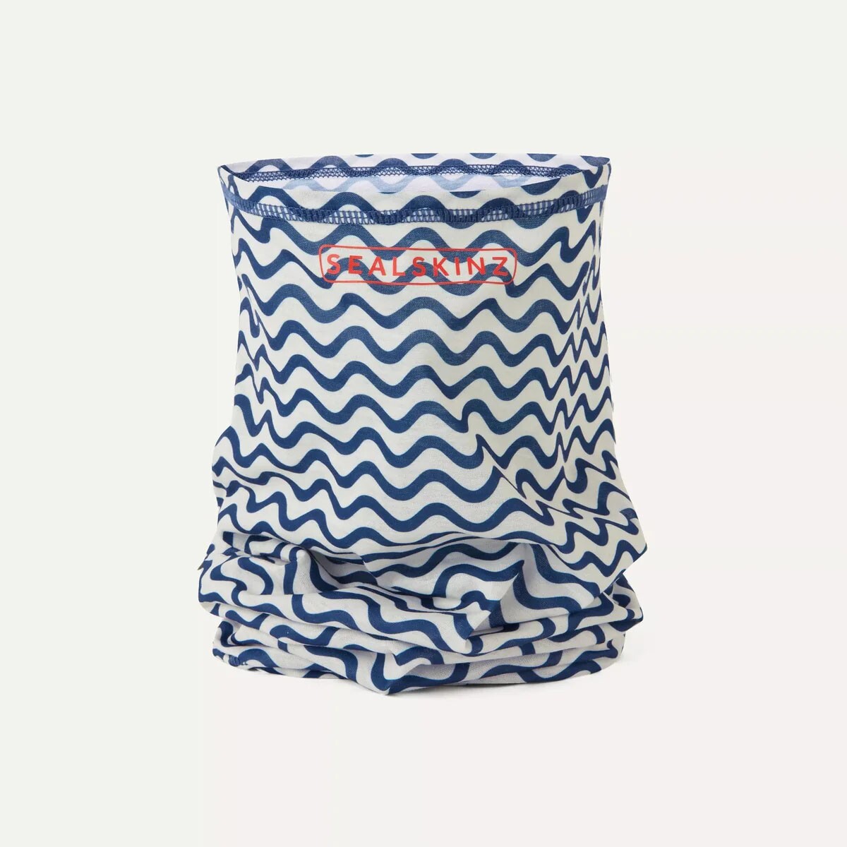 Тюленья шкура Харпли была использована для изготовления кремов - кремефарбен/маринблау