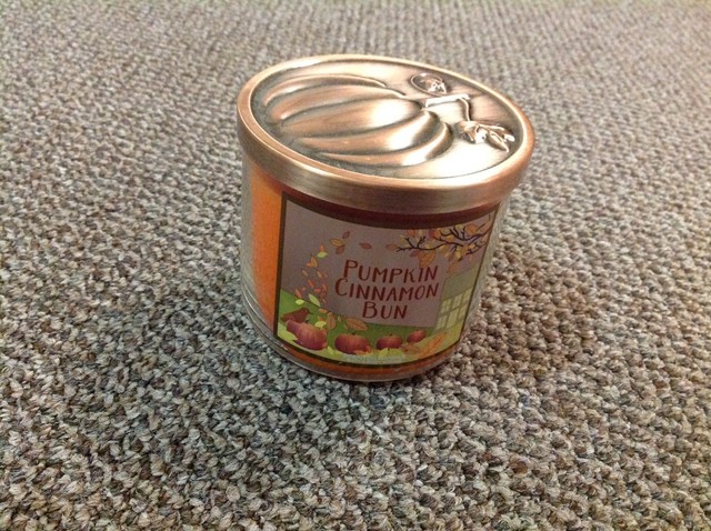 Bath And Body Works Pumpkin Cinnamon Bun 3 Wick Candle Rare 145 Oz