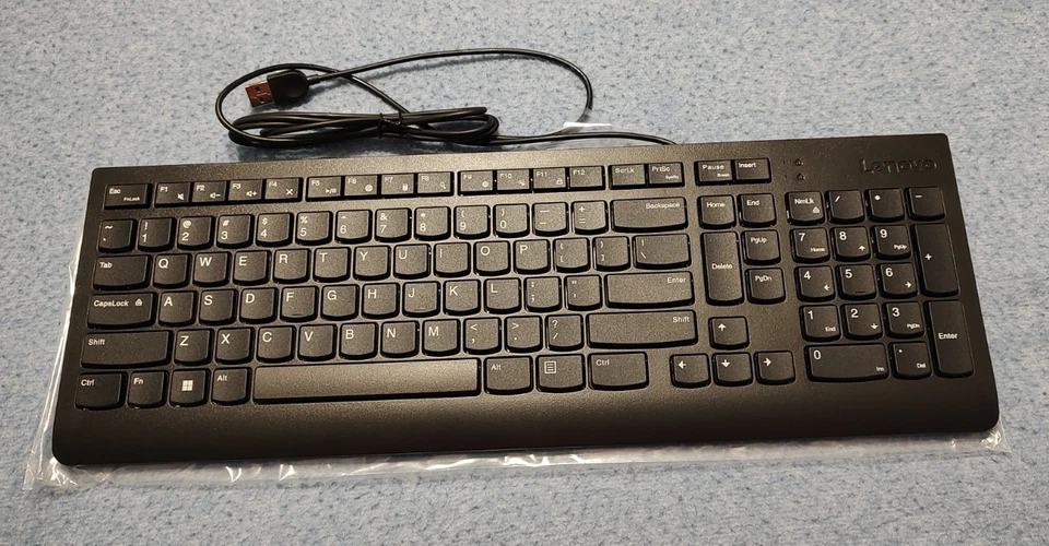 Lenovo wired USB Keyboard black & Optical Sensor Mouse EKB-536A  Combo deal - Image 2 of 4