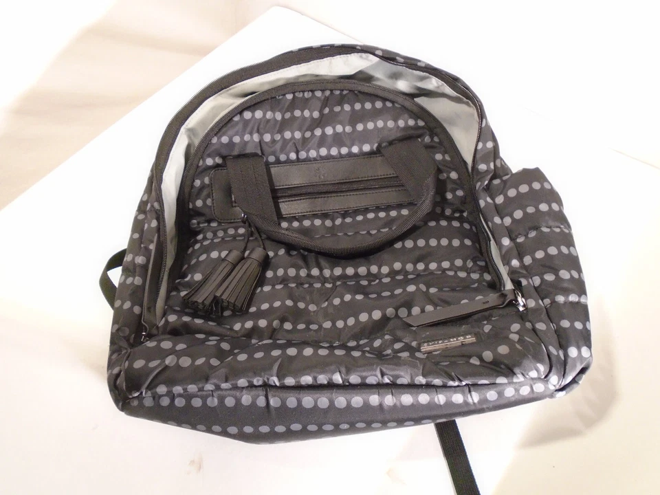 Skip Hop Riverside Light Backpack Black Grey Dots Bottle Diaper Bag Changing pad - Image 4 of 4