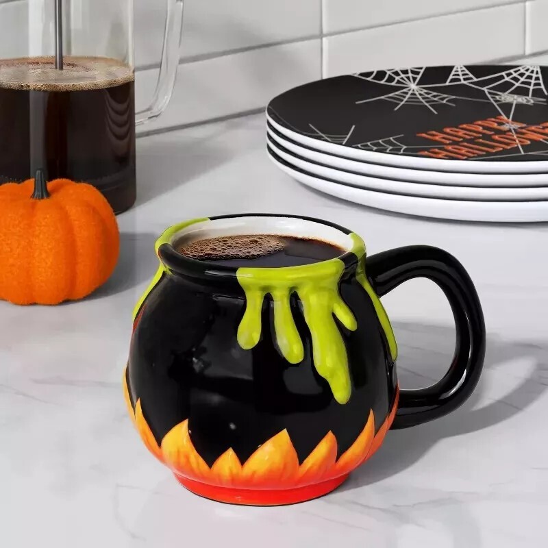 Hyde and Eek Boutique Halloween Potion Cauldren Mug 15.7 oz 2024 New