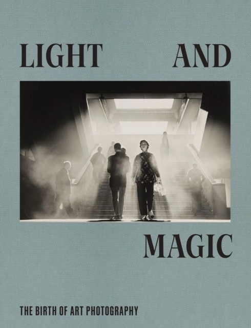 Light and Magic: The Birth of Art Photography by Toh Charmaine | HB | 2026 - Image 4