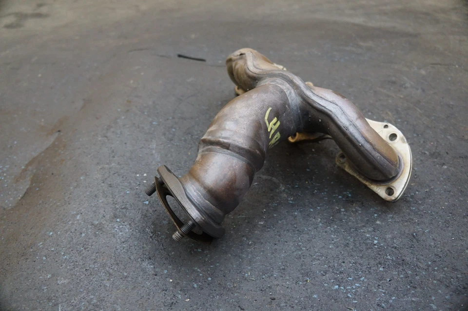 Colector de escape del lado izquierdo del conductor 99111171171 OEM 3,8 L Porsche 911 2014-2016 Foto 4 de 4