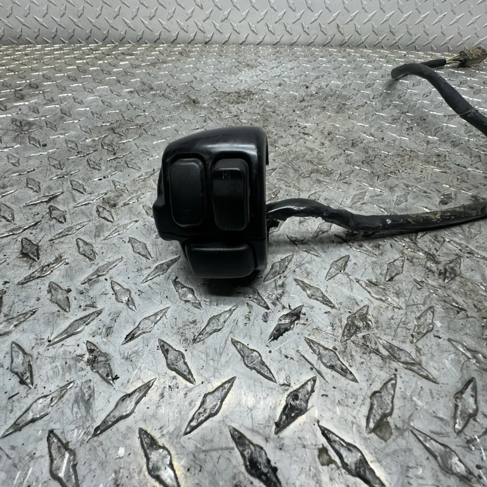 2011 Harley-Davidson Sportster XL 1200 XL1200X LEFT CLIP ON HANDLE HORN SIGNALS - Image 2 of 4