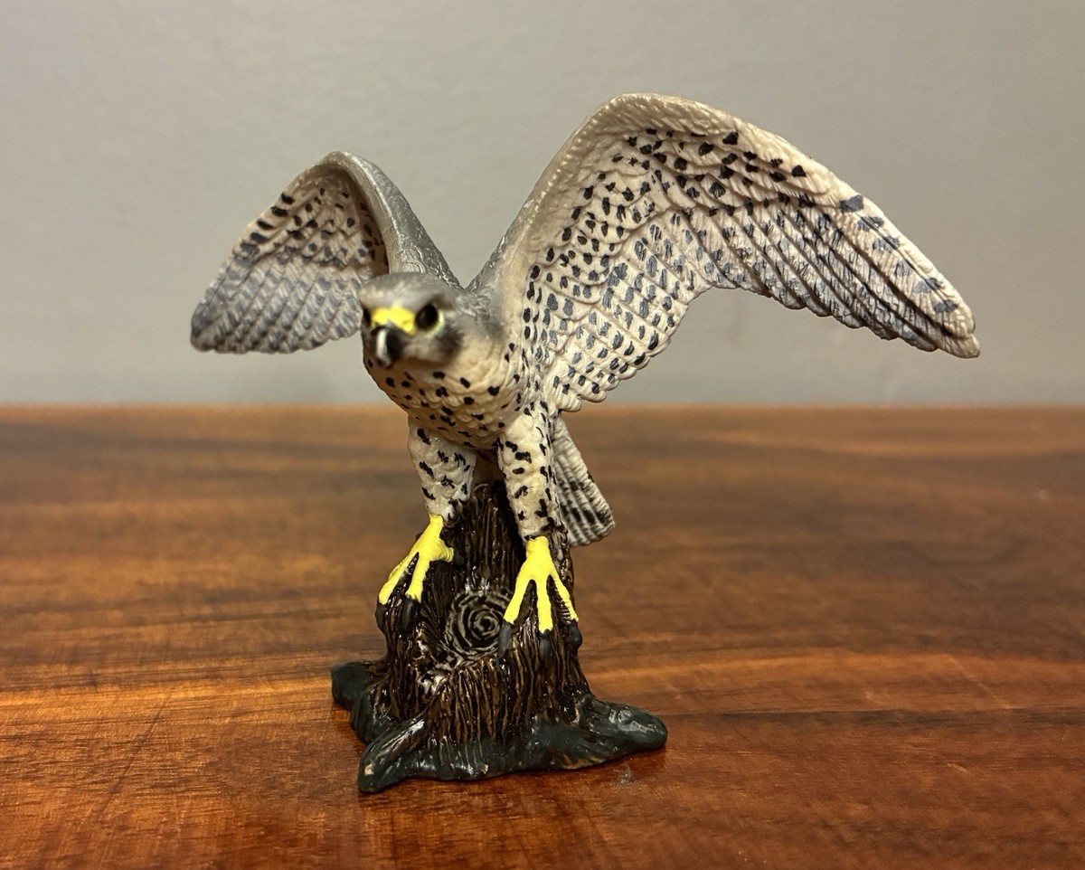 Schleich PEREGRINE FALCON Bird Wildlife Animal Figure 2011 Retired