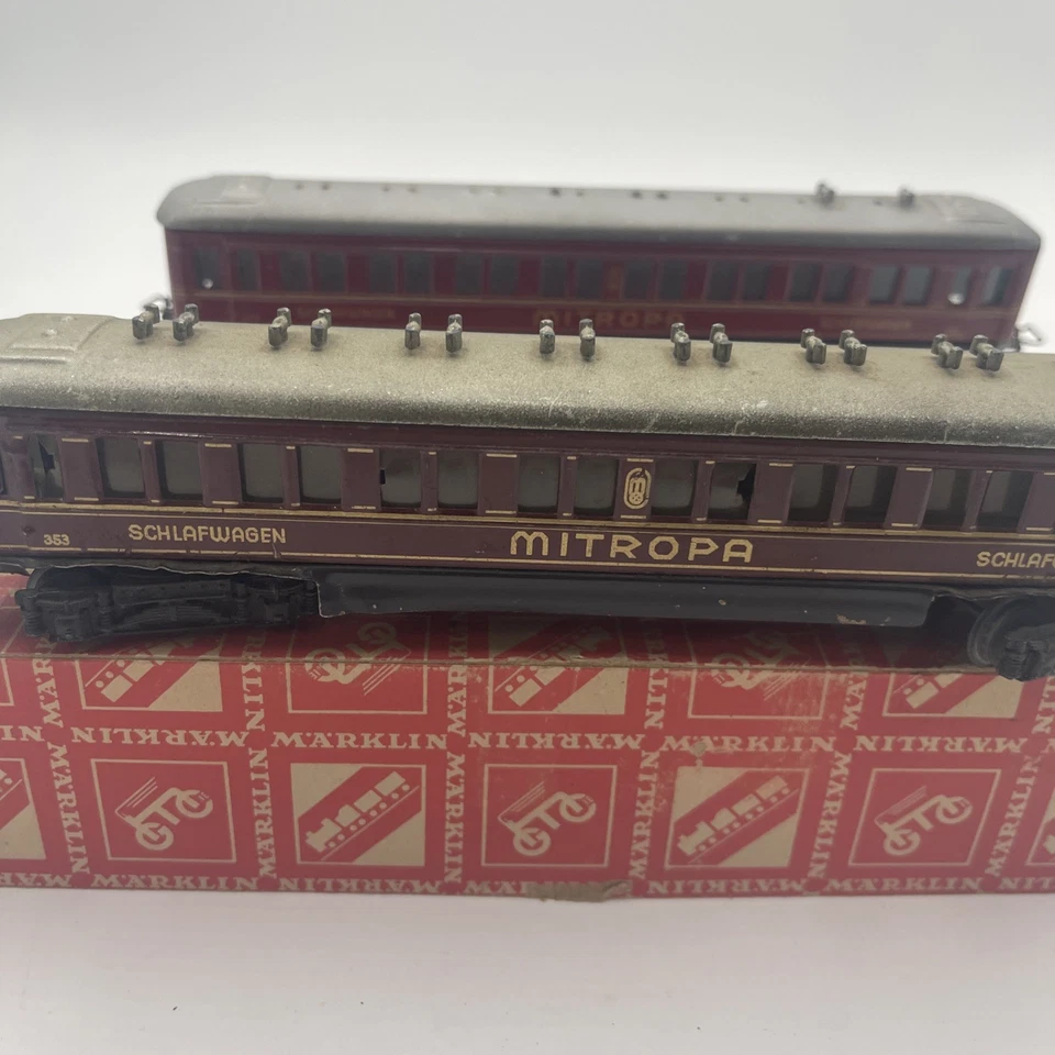 Lot Of 2 Vintage marklin 353 Mitropa passenger cars In Original Boxes HO - Image 3 of 4