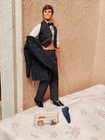 Cl2) Alter schicker Barbie Day to Night KEN in original Kleidung und Zubehör...