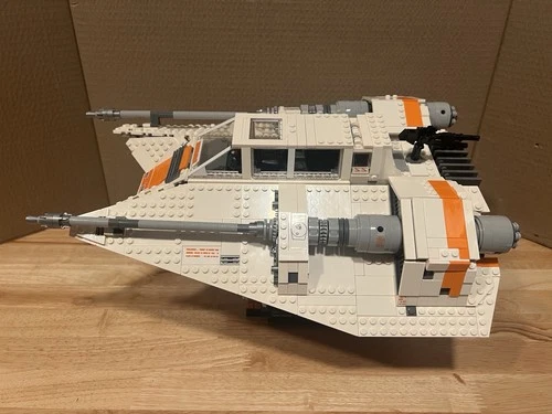 LEGO Star Wars: UCS Snowspeeder (75144), USED, 100% Complete w/ Manual