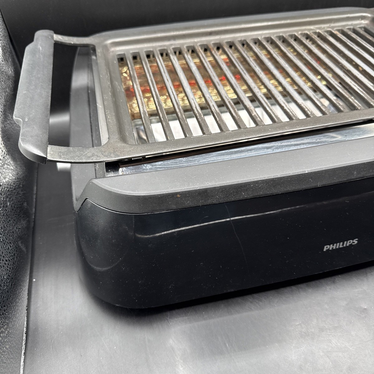 Philips HD637194 Avance 1660W Infrared Indoor Grill - Black for