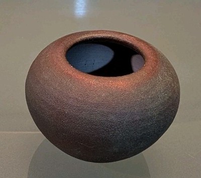 Jeremy Diller Raku Miniature Studio Pottery Vase Dark Green Copper Highlights 