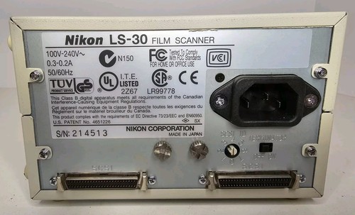 Nikon CoolScan III LS-30 35mm SCSI Film Scanner with Slide Mount Adapter - 第 2/8 張圖片