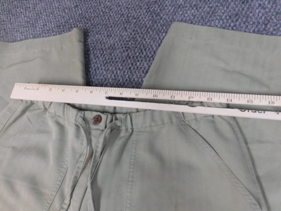 Pantalones para mujer Caribbean Joe PM Petites verde capri Foto 2 de 4