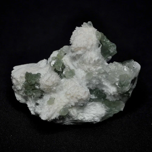 GREEN APOPHYLLITE SCOLECITE  CHALCEDONY GEODE NATURAL MINERALS INDIA #IM1264