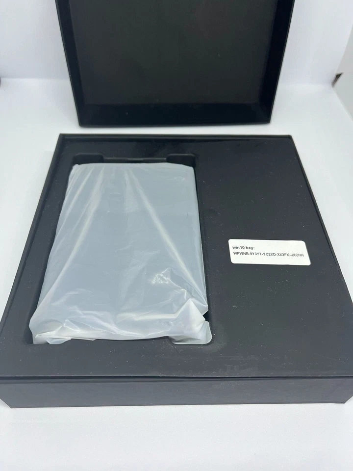 GPD WIN UMPC Atom x7 1.6GHz eMMC 64GB Memory 4GB - Image 2 of 4