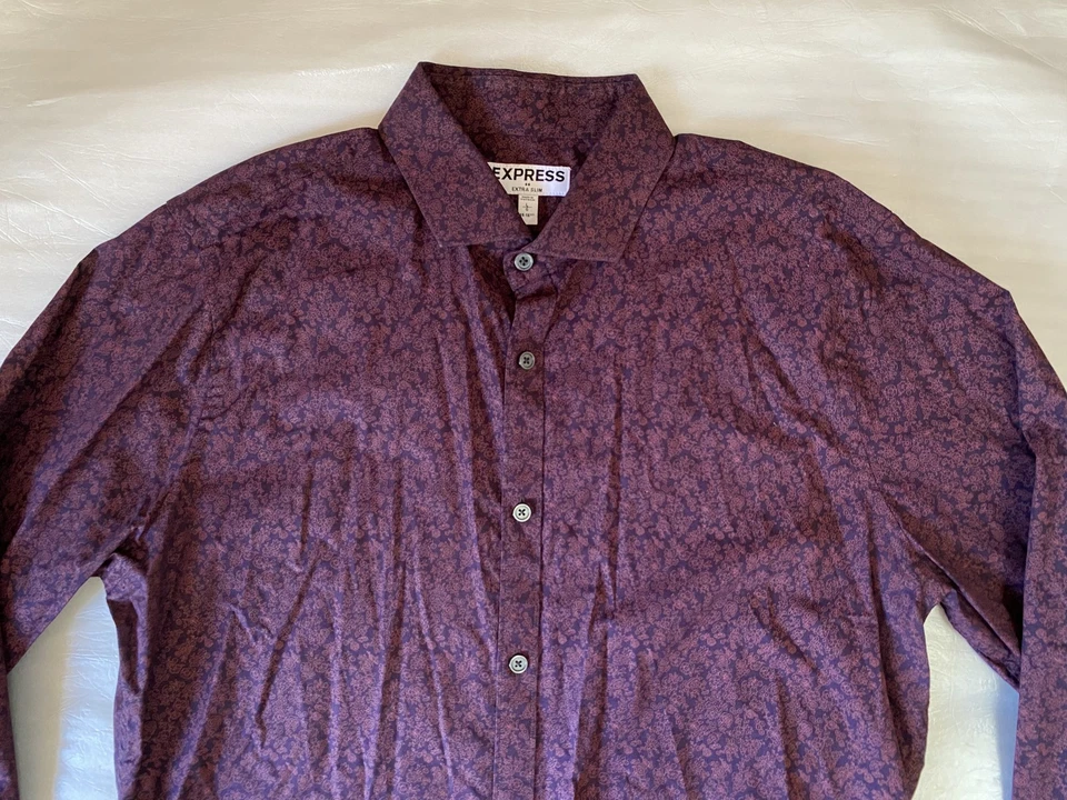 Express Men's Burgundy Floral Print Button Down Shirt Extra Slim Fit Size L Casu - Image 3 of 4