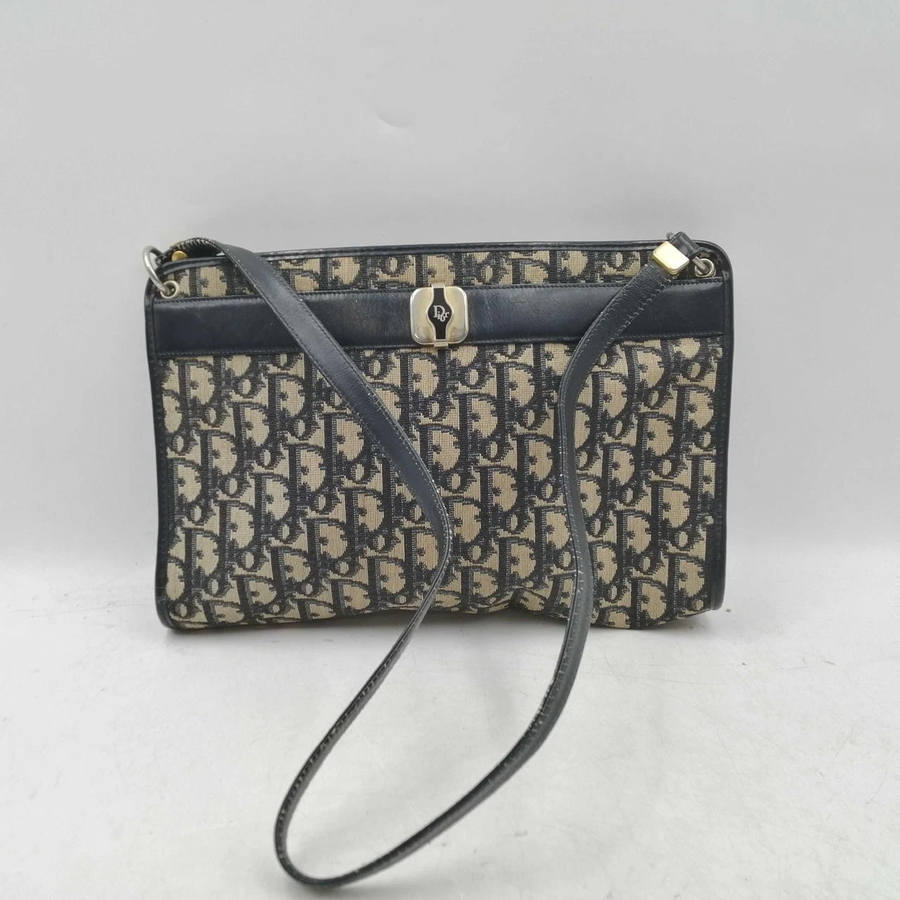 Dior — Christian Dior 11-inch shoulder bag