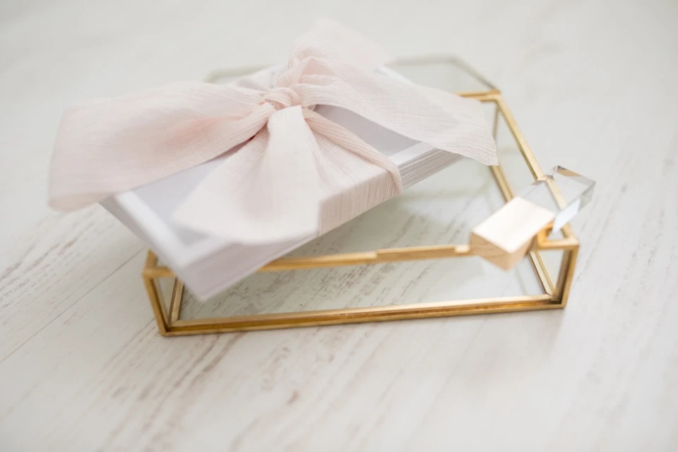 4x6 Hinged Glass Photo Display Box Jewelry Box Keepsake Box Picture Box Gift  - Image 2 of 4