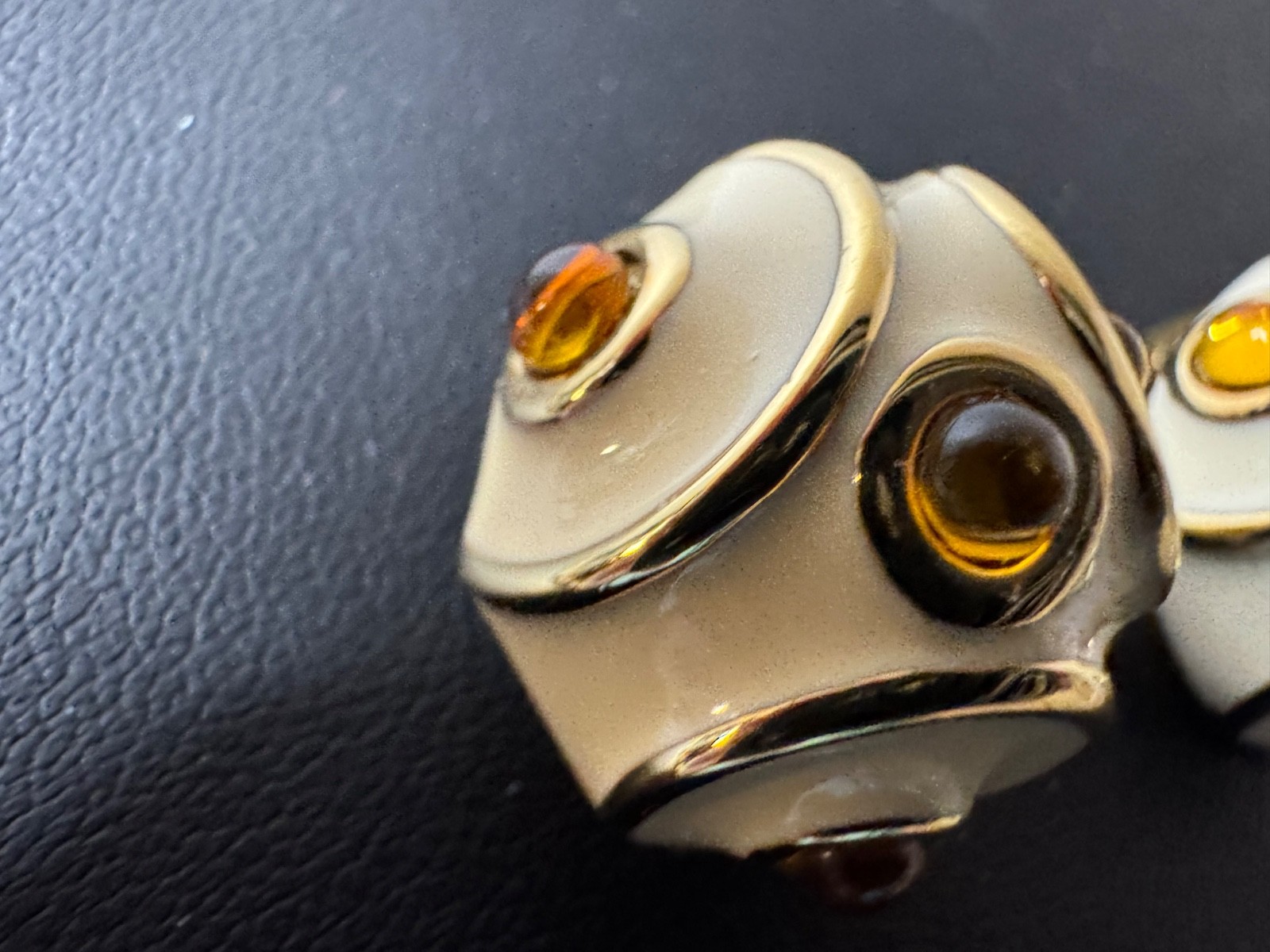 VTG KENNETH JAY LANE CLIP EARRINGS GOLD WITH ENAM… - image 5