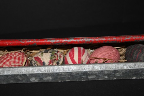 Vintage Decorative Chicken Feeder Galvanized Metal Primitive Folk Antique 24" - Picture 20 of 24