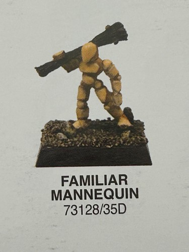 Warhammer Classic Chaos Familiar Mannequin with Club Famous Familiars metal OOP