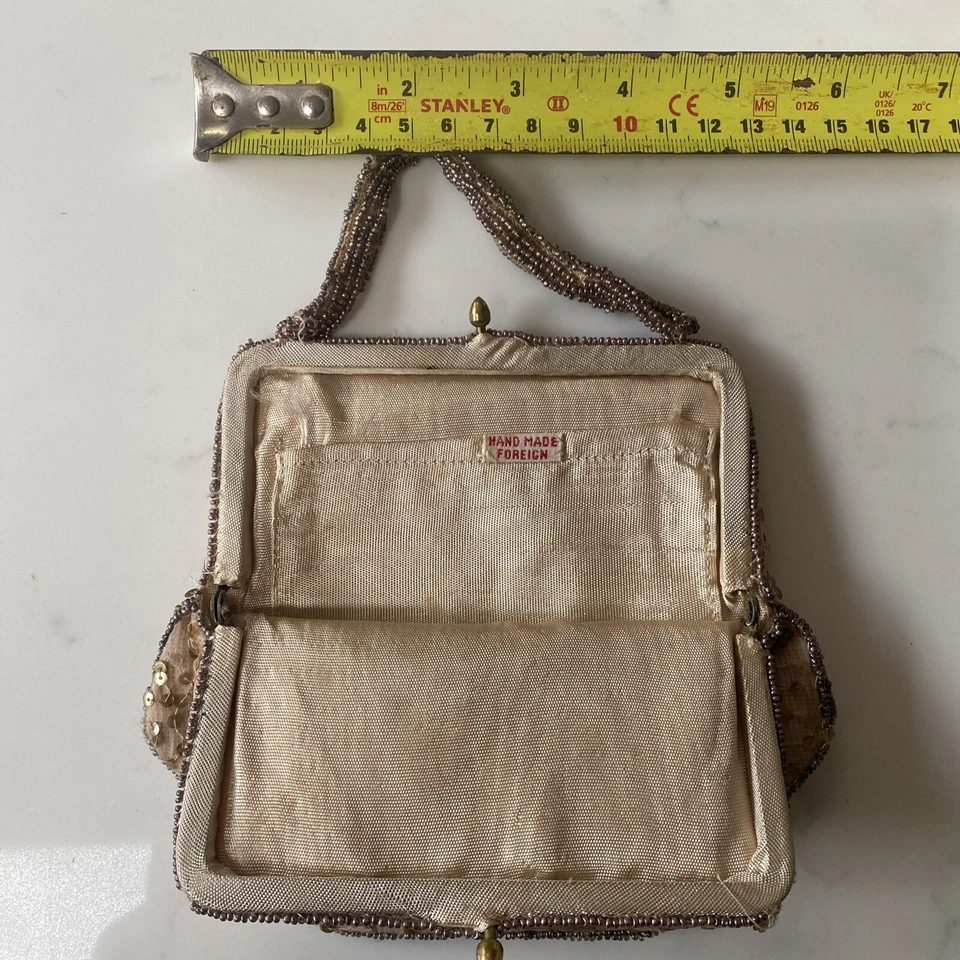 Vintage 1950s Kiss lock pink Translucent Beads with rose Clutch Purse - Image 3 of 4