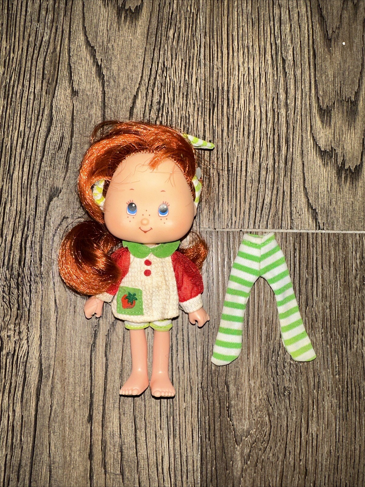 Vintage Strawberry Shortcake Doll 1980s With Headband , Shorts, Tights