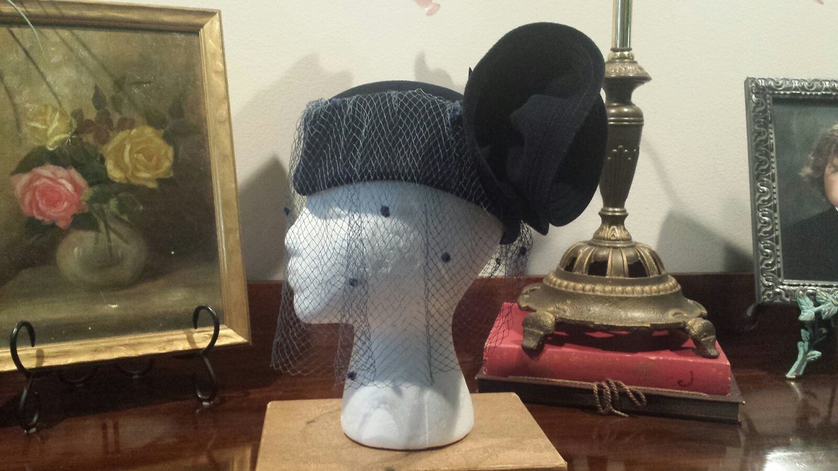 Vintage Mr. John Classic pillbox hat with bow Vintage Mr. John Women main image 3