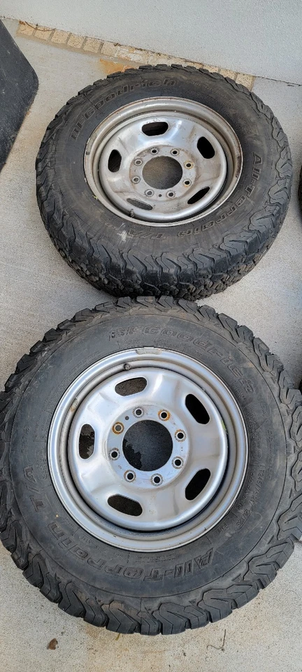 Rodas Ford F250 Super Duty 17X8" 2018 e BFGOODRICH 245/75R17. US$ 250 PARA TODOS - Imagem 2 de 4