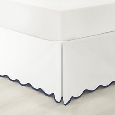 Lush Decor Coastal Chic Scalloped Edge Linen-Textured Bed Skirt King - White