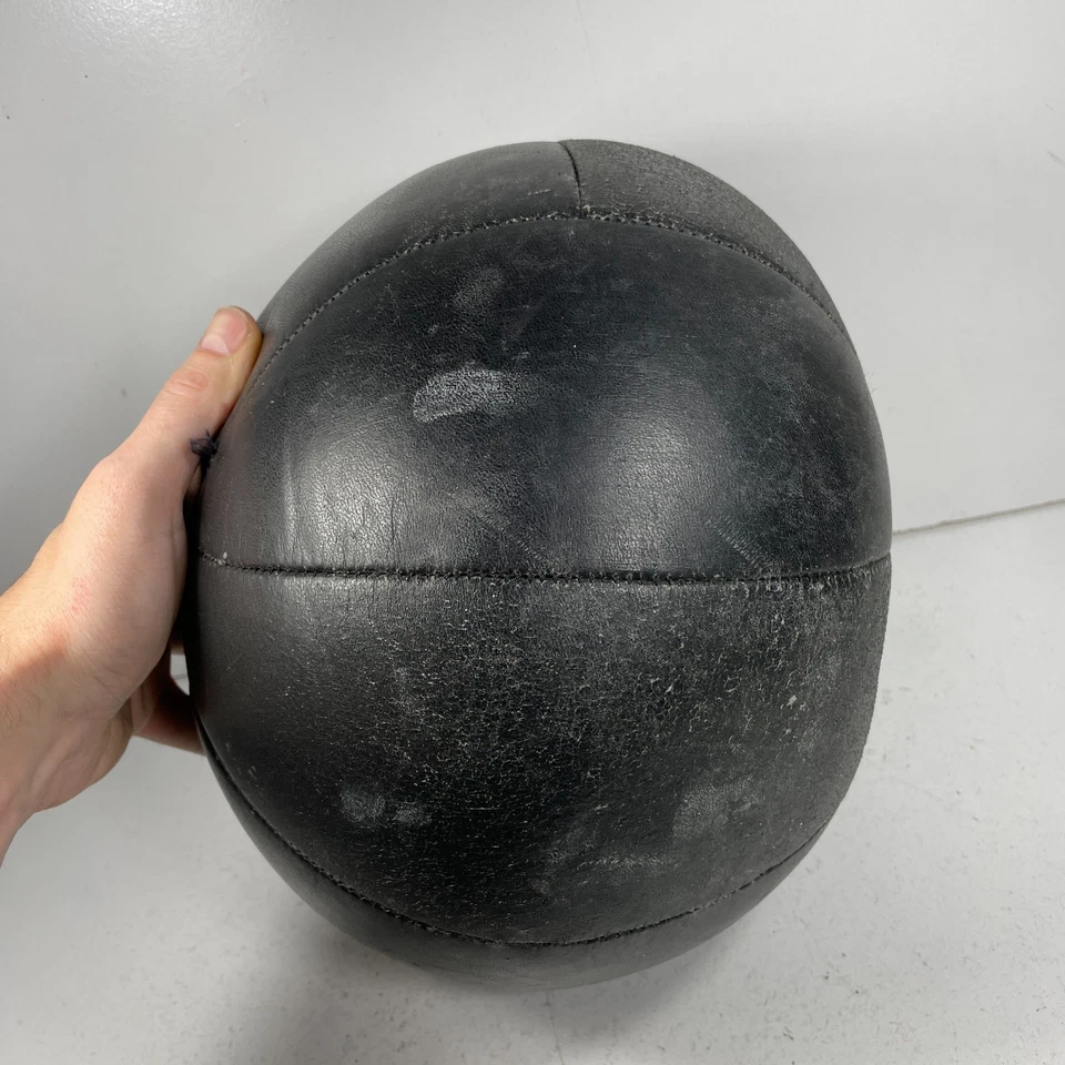 VTG Everlast Genuine Leather Medicine Ball 8 lbs - Choice of Champions Made USA - Image 4 of 4