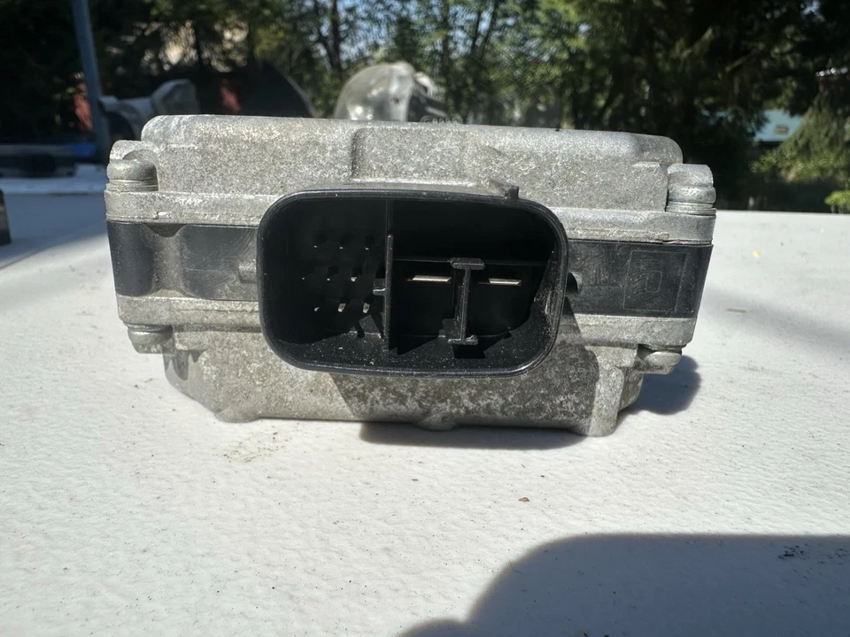 Módulo de control de dirección asistida Lexus LS460 2010-2012 OEM 89650-50220 Foto 4 de 4