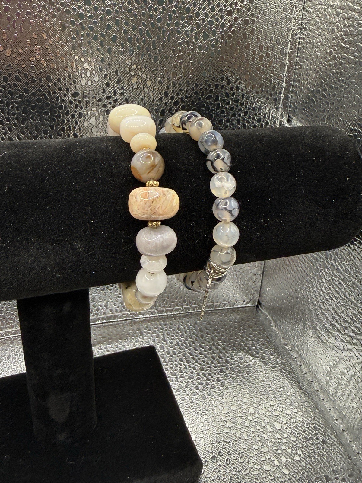 2 Stone Beaded Stretch Bracelets - image 6