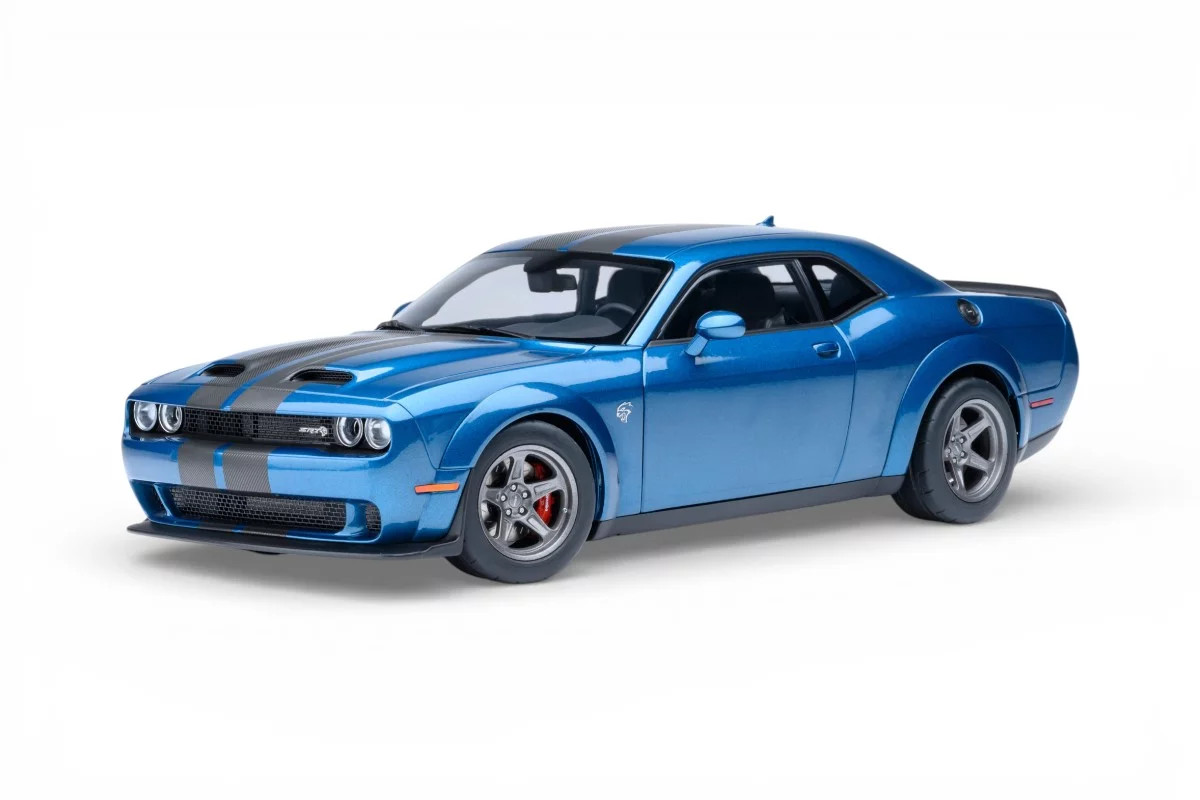 Dodge Challenger SRT Super Stock 2023 AUTOart 1:18 voiture de collection