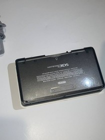 Nintendo 3DS Cosmo Black Handheld System Bundle w/ original Charger