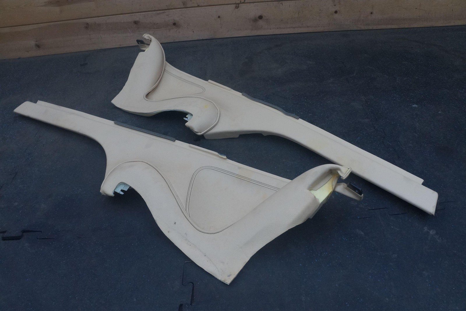 Set Left Right Center Console Lower Trim Panel OEM Aston Martin Rapide S 2014