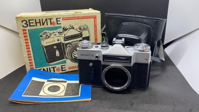 Working Condition ! Zenit-E Russian Soviet USSR SLR 35mm Camera M42 Body & Case
