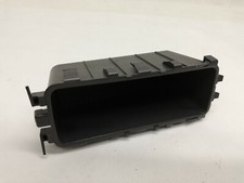 Mercedes W168 - Ablagefach Mittelkonsole Vorne 1686894508 (07)