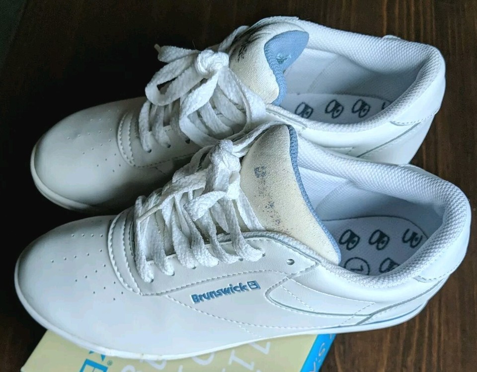 Ladies Brunswick Bowling Shoes Size US 7M eBay