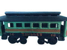 Vintage 1960 Cast Iron Trolley Car