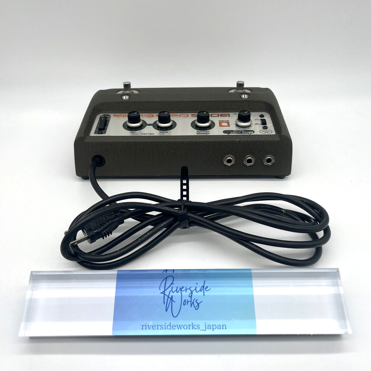BOSS CE-1 Chorus Ensemble Vintage Analog Guitar Effecter Pedal