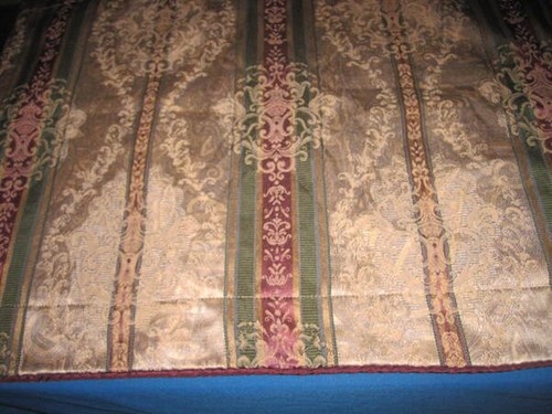 Croscill Townhouse XL Euro Shams 41" x 26' EUC