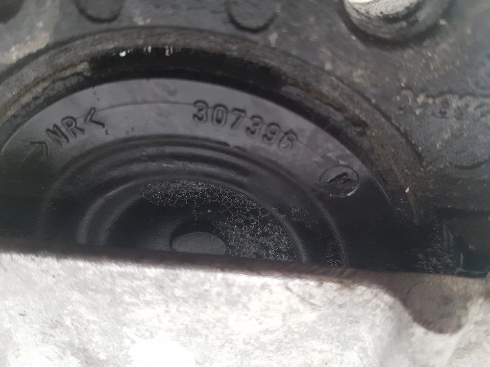 MONTAJE MOTOR VOLVO C30 D D DRIVE S E4 4 DOHC (LADO DEL CONDUCTOR) 3M516F012BH 2006-2012 Foto 4 de 4