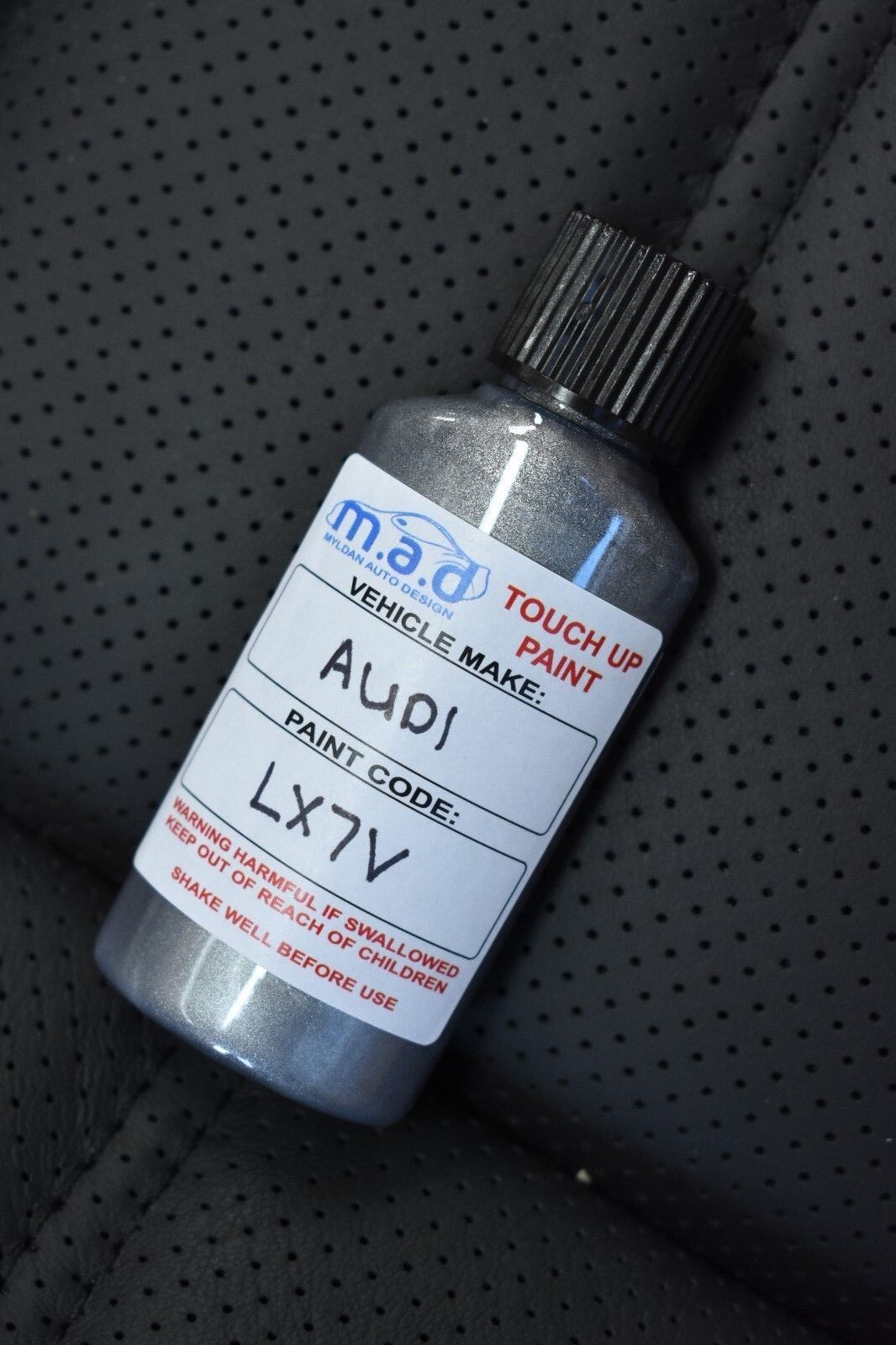 AUDI MONZA SILVER LX7V TOUCH UP KIT 30ML Q3 A3 All items Ranking TOP4 in the store TT A8 A4 A6 A5 A1
