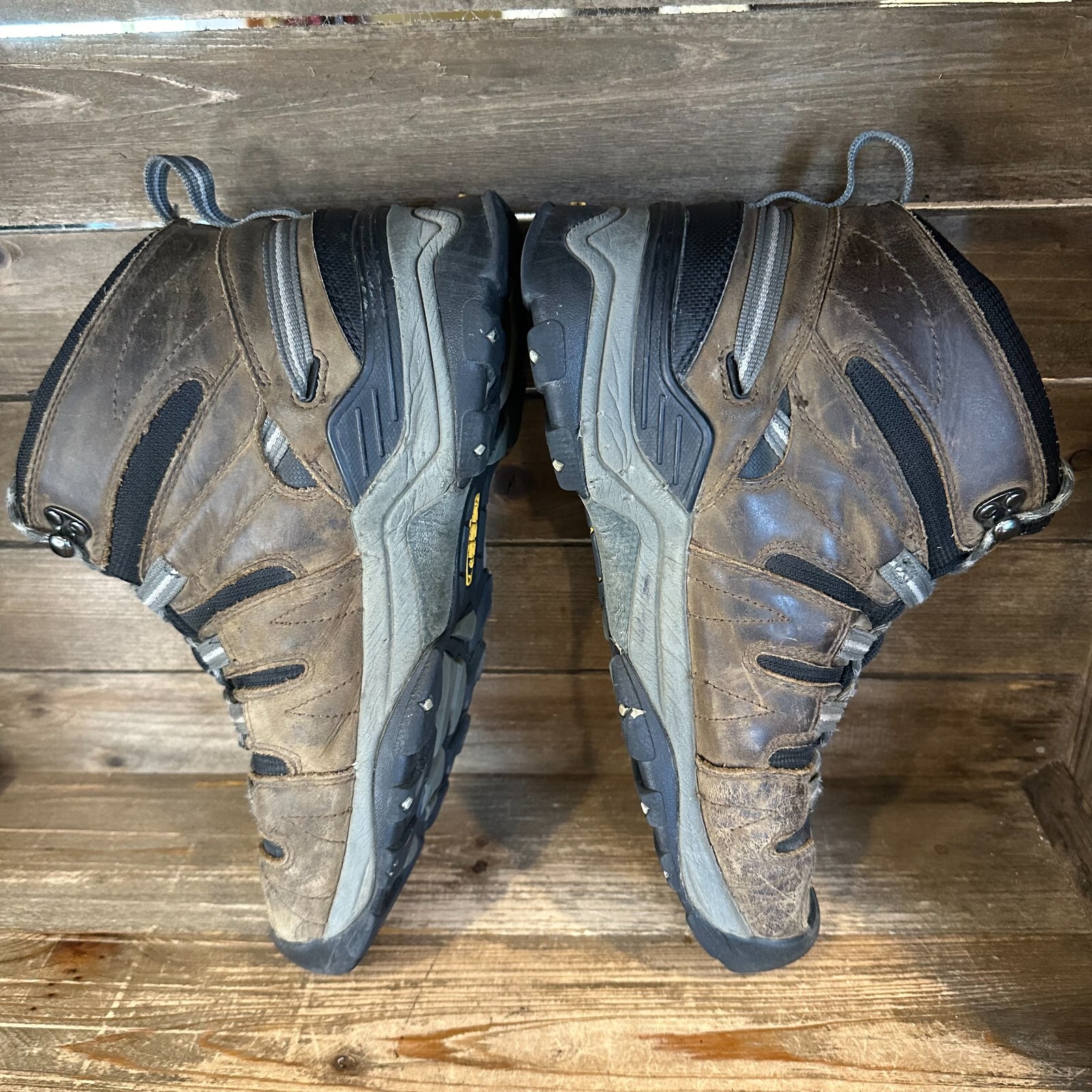 Scarpe da trekking impermeabili da uomo Keen in pelle di gesso metà atletica misura 11 D