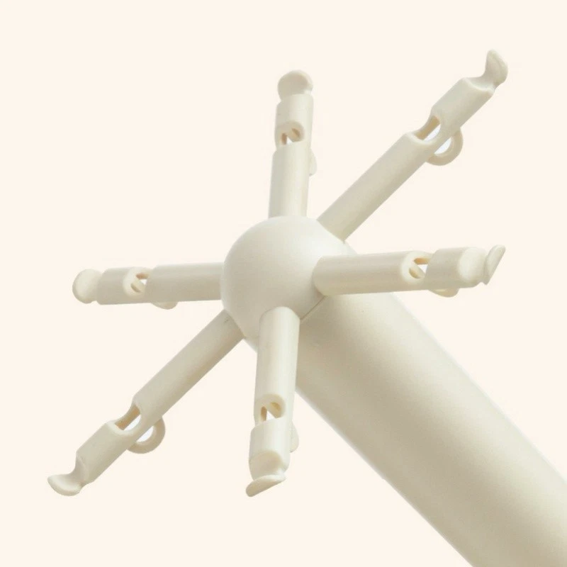 Vitrine de acrílico transparente giratória 360° – Labubu - Imagem 4 de 4